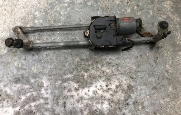 Volkswagen Scirocco Front wiper linkage and motor 1K8955023B 1K8955119B