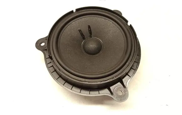 Renault Clio IV Front door speaker