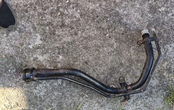 Toyota Carina T170 Fuel tank filler neck pipe 