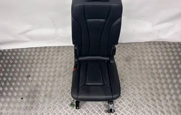 Audi Q7 4M Rear seat 