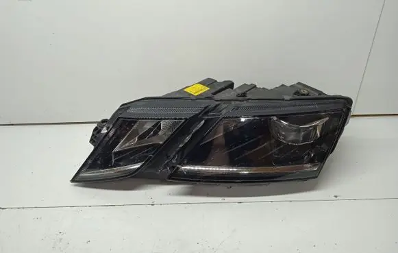 Skoda Octavia Mk3 (5E) Headlight/headlamp 5E1941015D