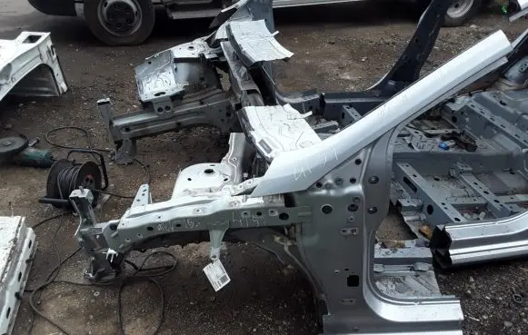Front quarter panel