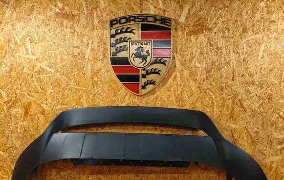 Porsche Cayenne (9Y0 9Y3) Front bumper lip 9y0807061b 9y0807061bok1