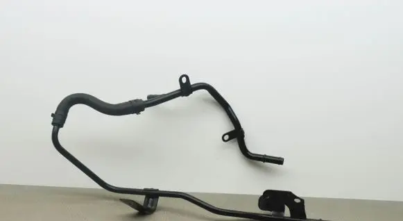 Volkswagen Tiguan Engine coolant pipe/hose