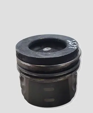 Volvo V60 Piston D4162T