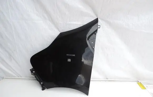 Opel Vivaro Fender