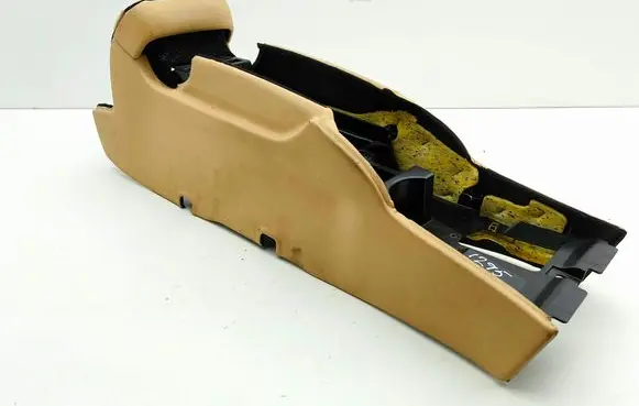 Maserati Quattroporte Center console 67484700