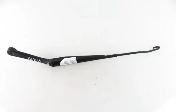 SsangYong Rexton Front wiper blade arm