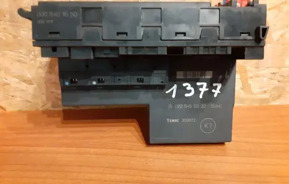 Mercedes-Benz E W210 Fuse box set 1377 0225455332
