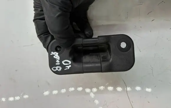 Renault Master III Sliding door check strap stopper 824440002R