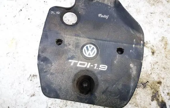 Volkswagen Golf IV Engine cover (trim)