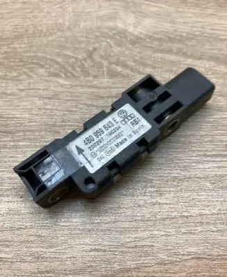 Audi A6 S6 C5 4B Airbag deployment crash/impact sensor 4B0959643E 190204