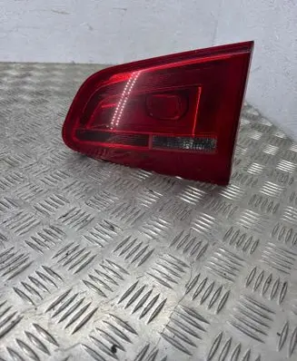 Volkswagen Sharan Tailgate rear/tail lights 7N0945094H 7N0945260