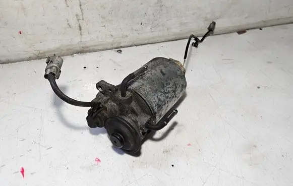 Toyota Avensis T250 Mechanical fuel pump 