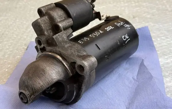 BMW 5 E39 Starter motor 