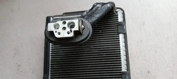 Air conditioning (A/C) radiator (interior)