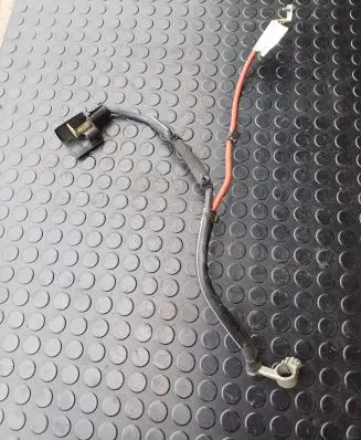 Volkswagen PASSAT B8 Positive cable (battery) 5Q0971228 8ZZL46009