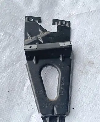 Mercedes-Benz E W211 Other front door trim element A2117220214