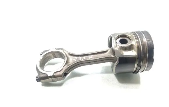 Lexus IS 220D-250-350 Piston with connecting rod 