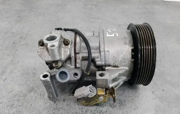 Toyota Yaris Air conditioning (A/C) compressor (pump) 