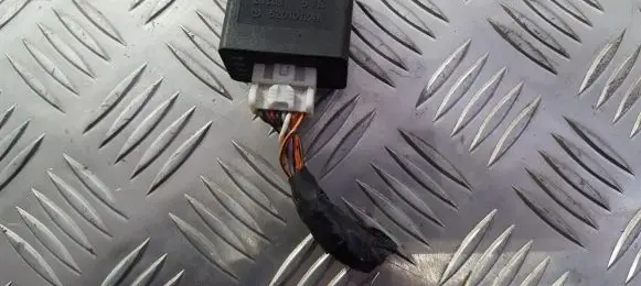 Nissan Sunny Other relay 52010124a 2859191901