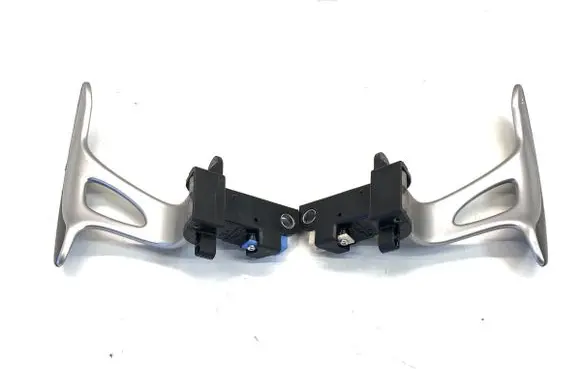 Infiniti Q50 Steering wheel buttons/switches 