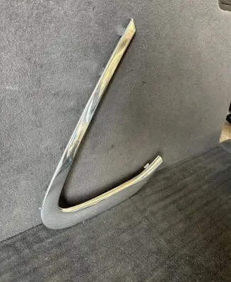 BMW X6 F16 Rear side glass trim 7377891 184260 7317828