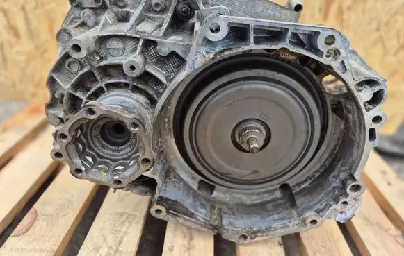 Volkswagen PASSAT CC Automatic gearbox NLQ