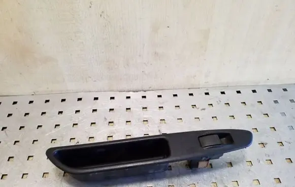 Subaru Forester SG Electric window control switch