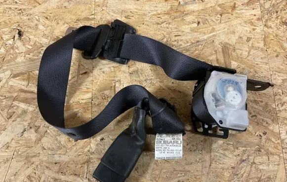 Subaru Legacy Rear seatbelt A00707824 083EA