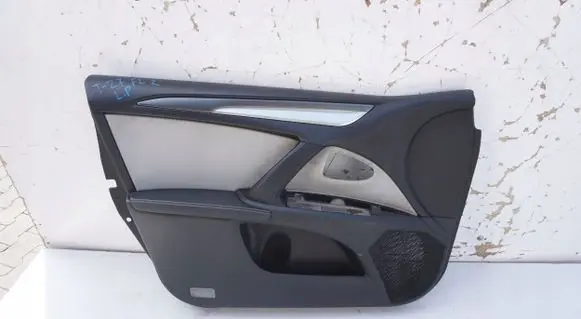 Toyota Avensis T270 Front door card panel trim SKO71480