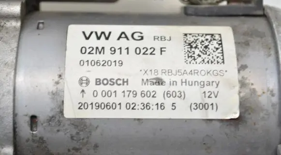 Volkswagen Golf VII Starter motor 02M911022F