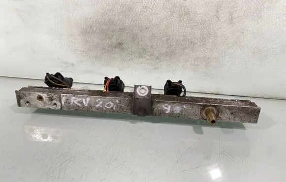Honda CR-V Fuel main line pipe