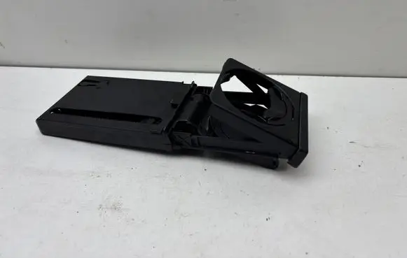 Audi A4 S4 B7 8E 8H Cup holder 8E1862534