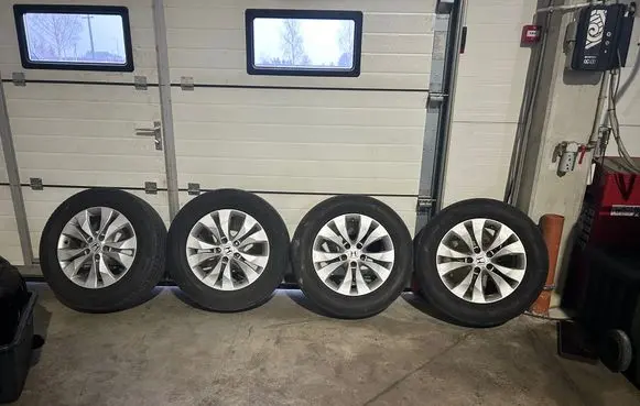 R17 alloy rim