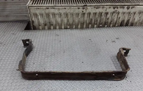 Mercedes-Benz Sprinter W906 Fuel tank mounting bracket 