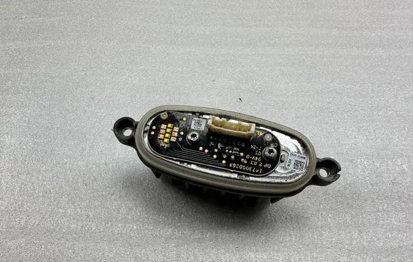 Skoda Octavia Mk3 (5E) LED ballast control module 1473000368