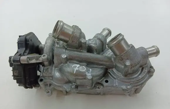 Seat Arona Water pump 05E907593 05E121117