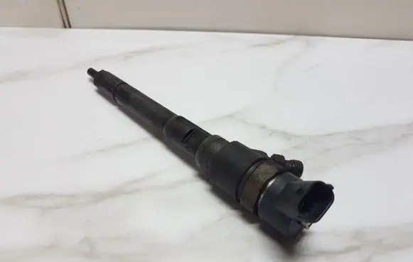 Hyundai Tucson LM Fuel injector 0445110258