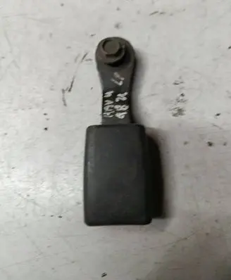 Toyota RAV 4 (XA10) Front seatbelt buckle faw54f8
