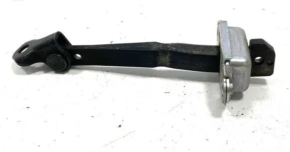 KIA Venga Rear door check strap stopper