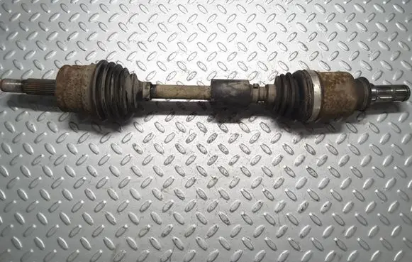 Mitsubishi Colt Front driveshaft