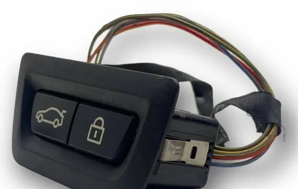 BMW 7 F01 F02 F03 F04 Tailgate/boot open switch button 9162645