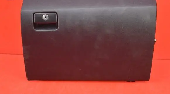 Toyota Avensis Verso Glove box 55550-05090