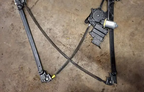 Ford Galaxy Front door window regulator with motor 7M3959801 YM2114A389AA 106236100