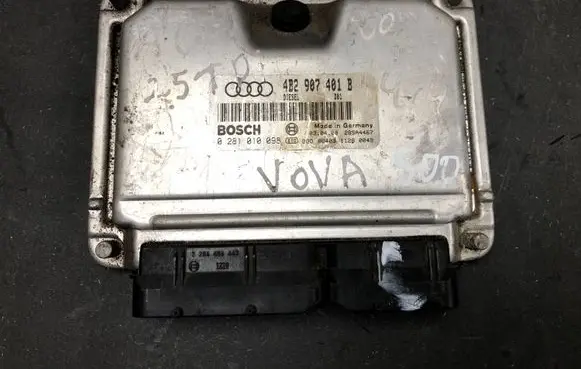 Audi A6 S6 C5 4B Engine control unit/module 4B2907401B
