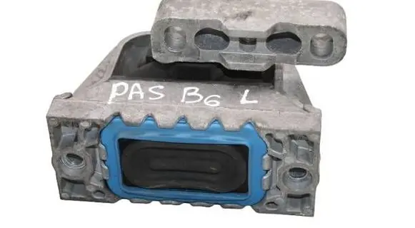 Engine mount bracket