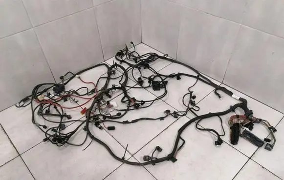 Mercedes-Benz S W220 Engine installation wiring loom A2205403533