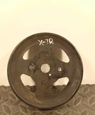 Nissan X-Trail T30 Power steering pump pulley 