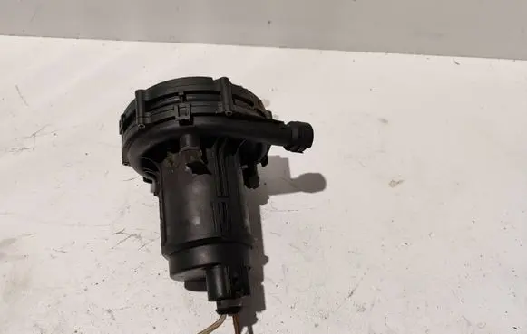Audi A3 S3 8L Secondary air pump 06A959253 72185119